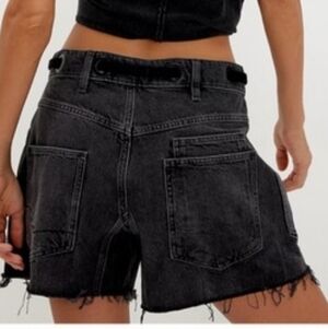 We The Free Moxie Barrel Shorts NWT Size 28